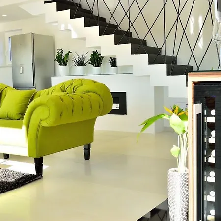 Tihana Villa